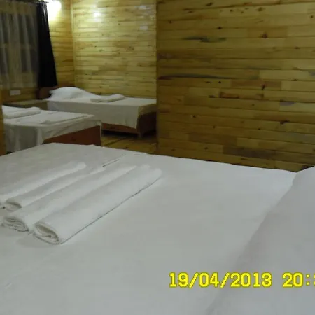 Cesur Pansiyon Чирали